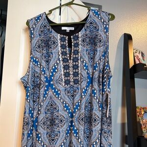 Elegant Blue and Black Patterned Blouse